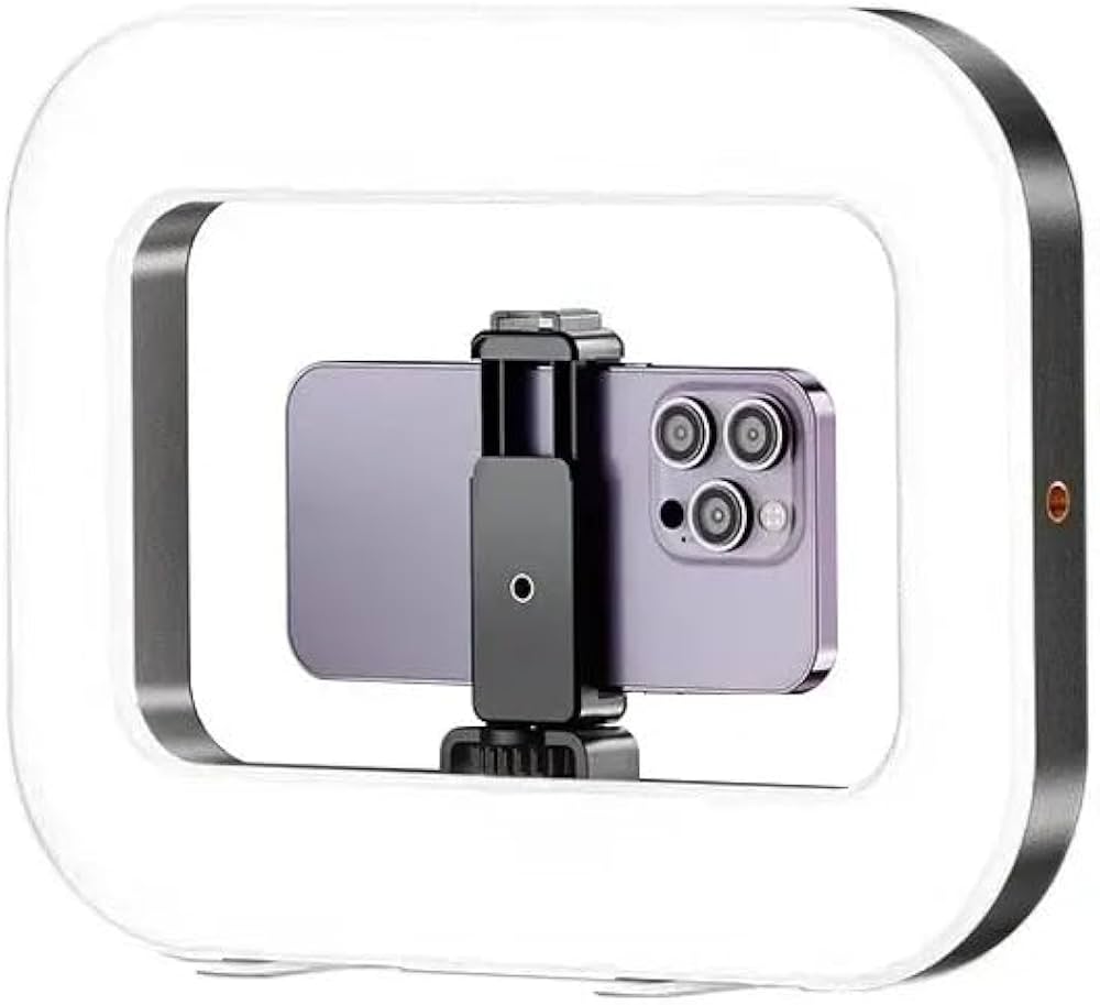YM200 Camera Ring Light – Mounted on Phone Video Rig