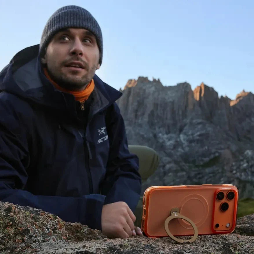TORRAS Ostand Q3 Air Case iPhone 17 Pro & Pro Max – MagSafe kickstand