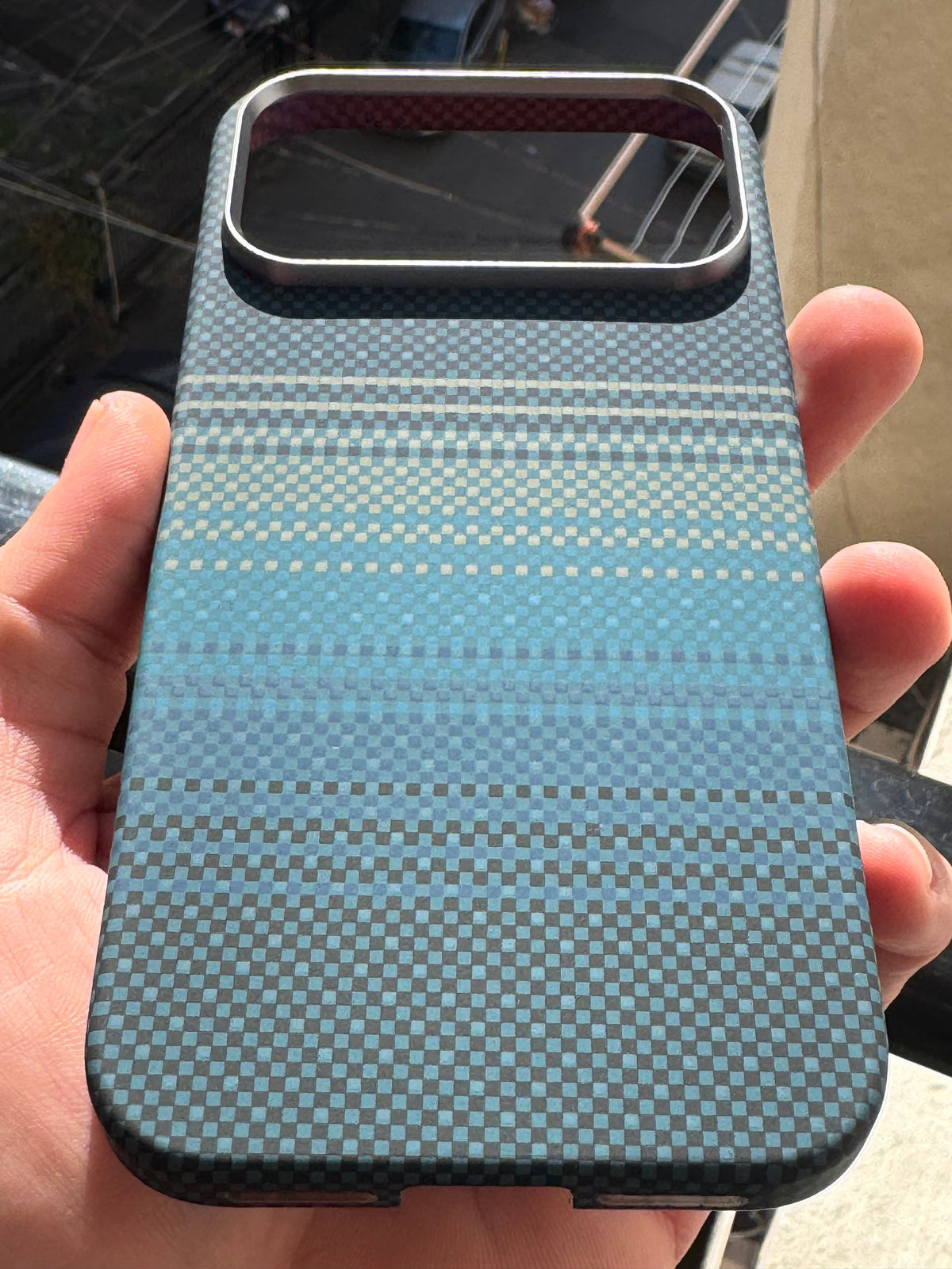 Blue Knit MagSafe Case iPhone 17 Pro – Close-up Texture