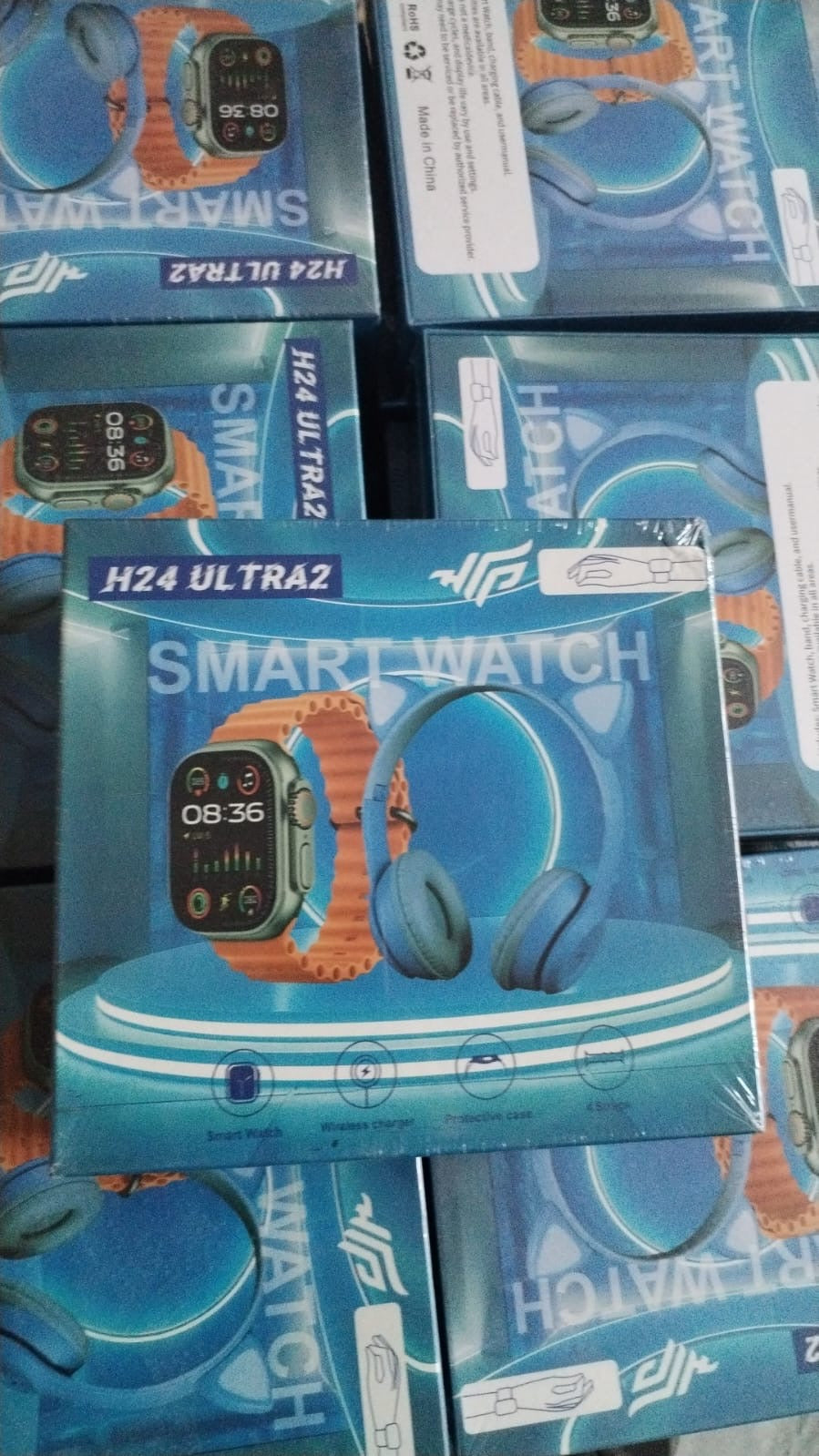 H24 Ultra 2 kids watch front display view