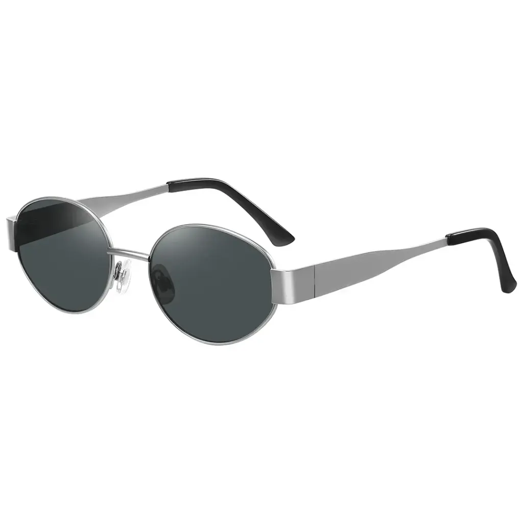 Polarized lenses on Green Lion Montara sunglasses close-up
