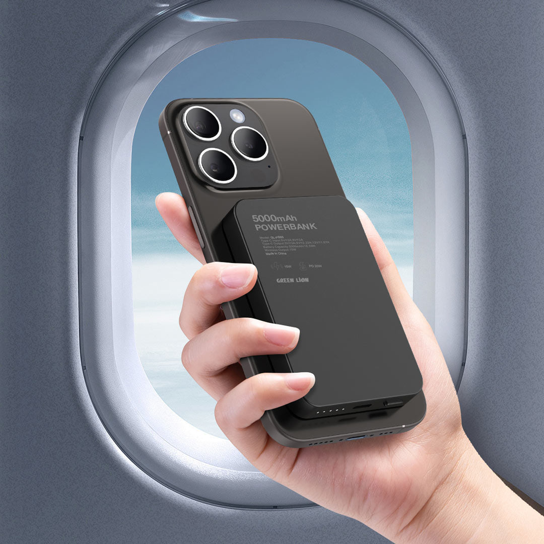 Green Lion GL-MAG 5 5000mAh magnetic power bank attached to smartphone.
