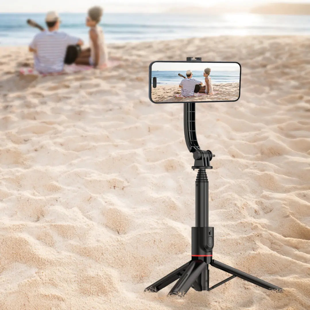 Close-up of MagSafe-compatible mount on Green Lion selfie stick.
