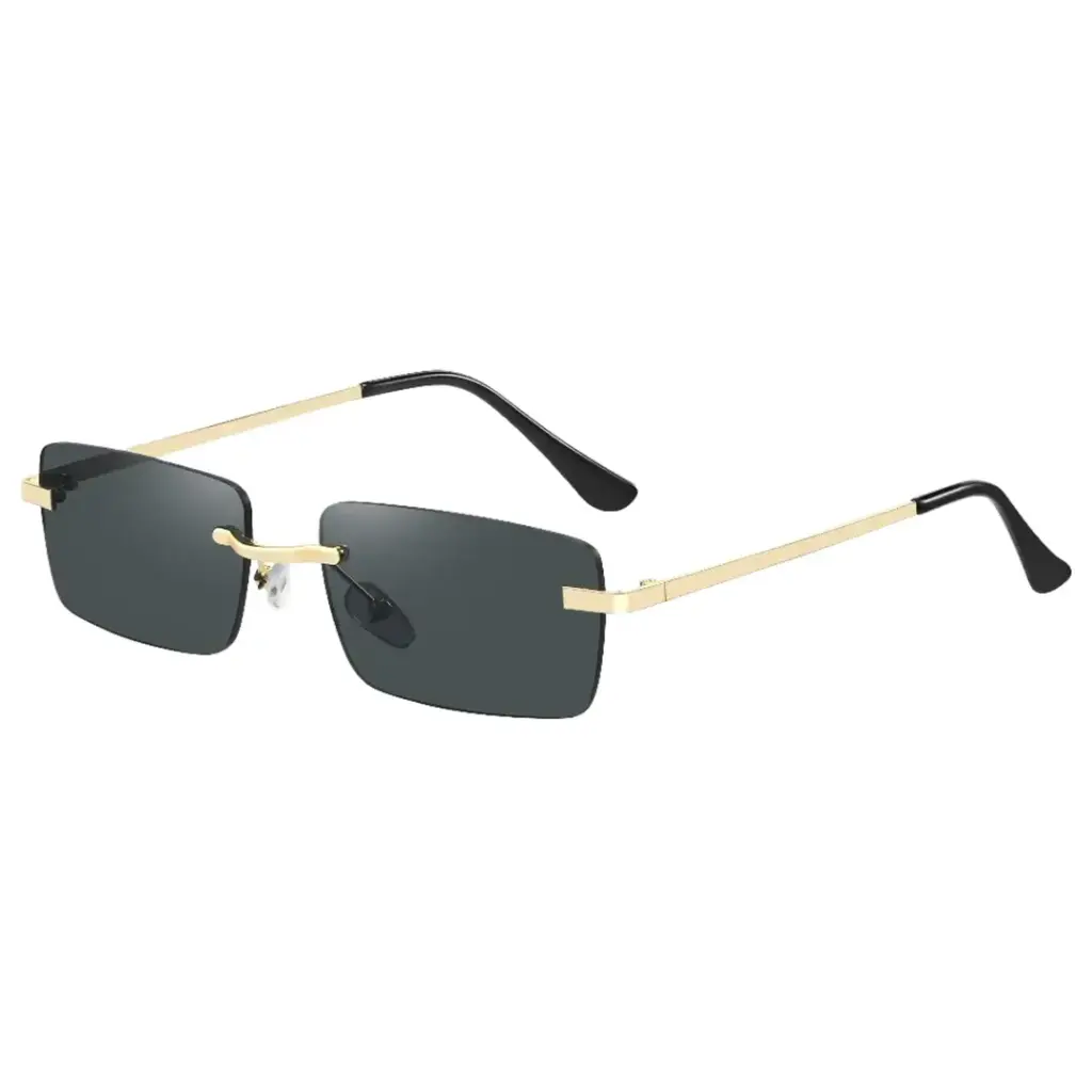 Polarized lenses on Green Lion Vallegio sunglasses close-up
