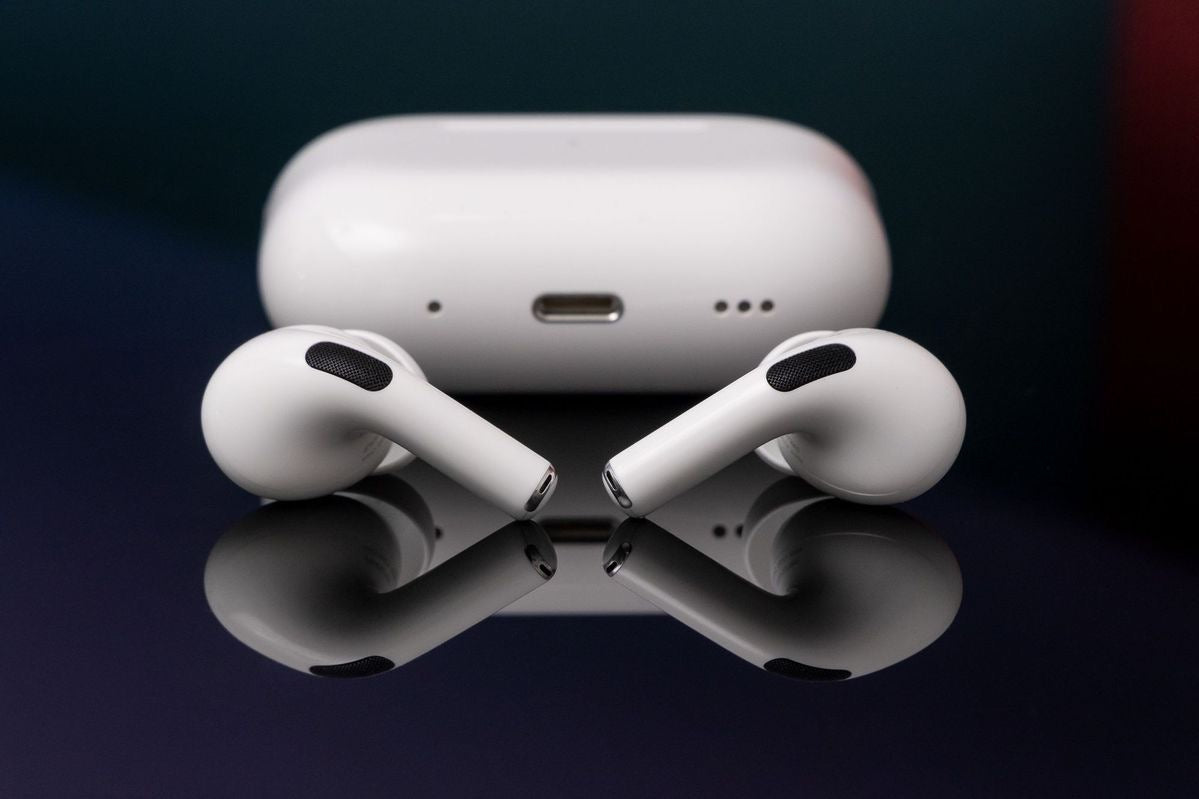 AirPods Pro 2 AAA MagSafe wireless charging case open