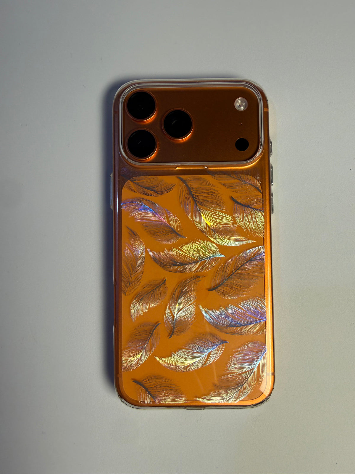 Doyers Plastic Slim Clear Feather Pattern Case for iPhone 17/18 Pro / Pro Max