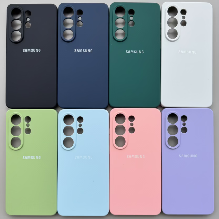 Silicone case for Samsung S26 Ultra in slim soft-touch design
