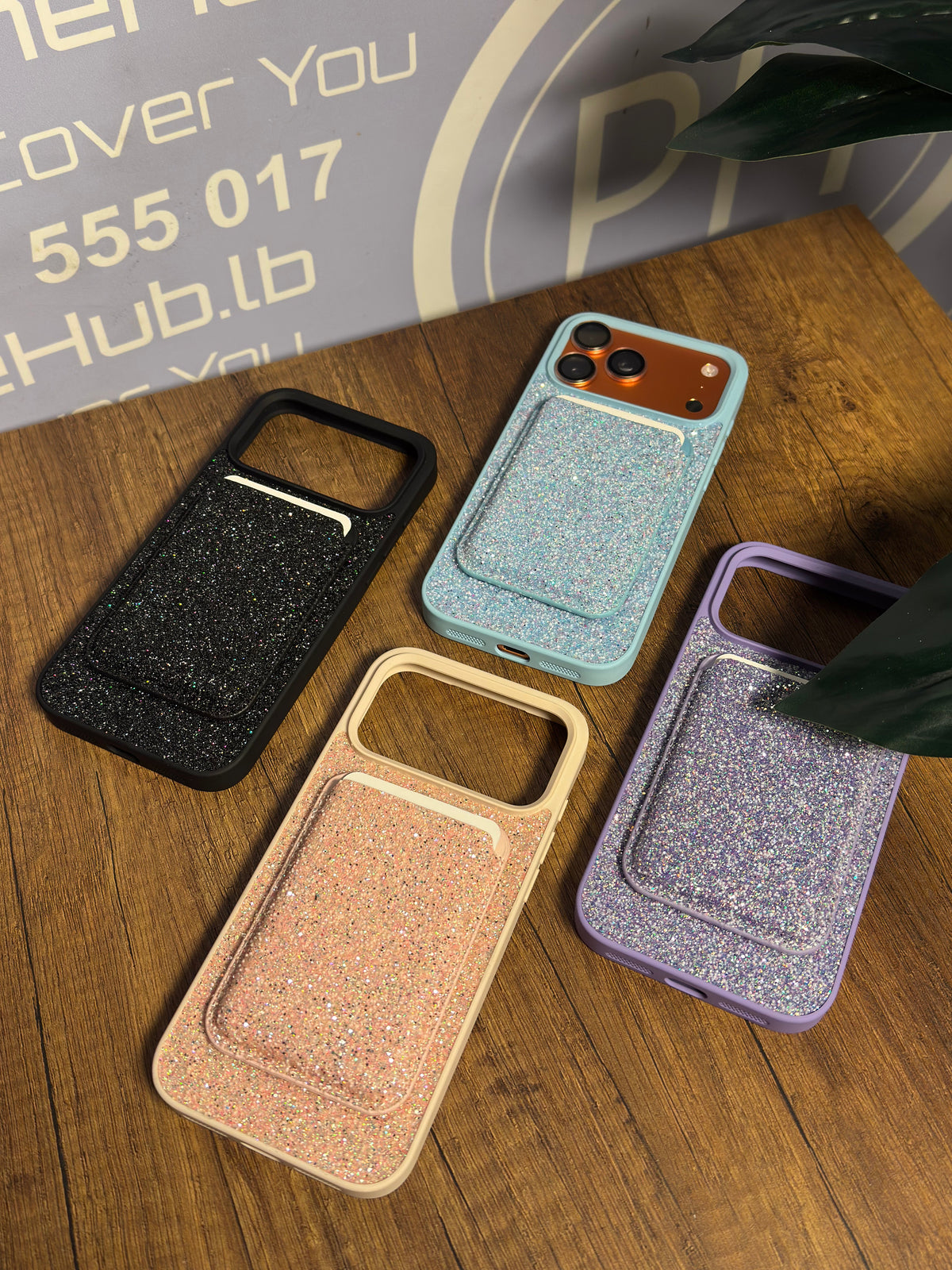 Glitter MagSafe Case – Silver Glitter Front View