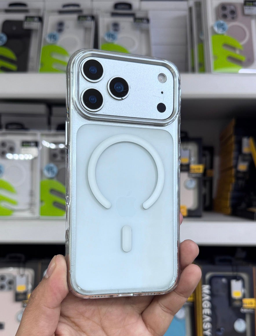 Clear MagSafe Plastic Case with Camera Protection