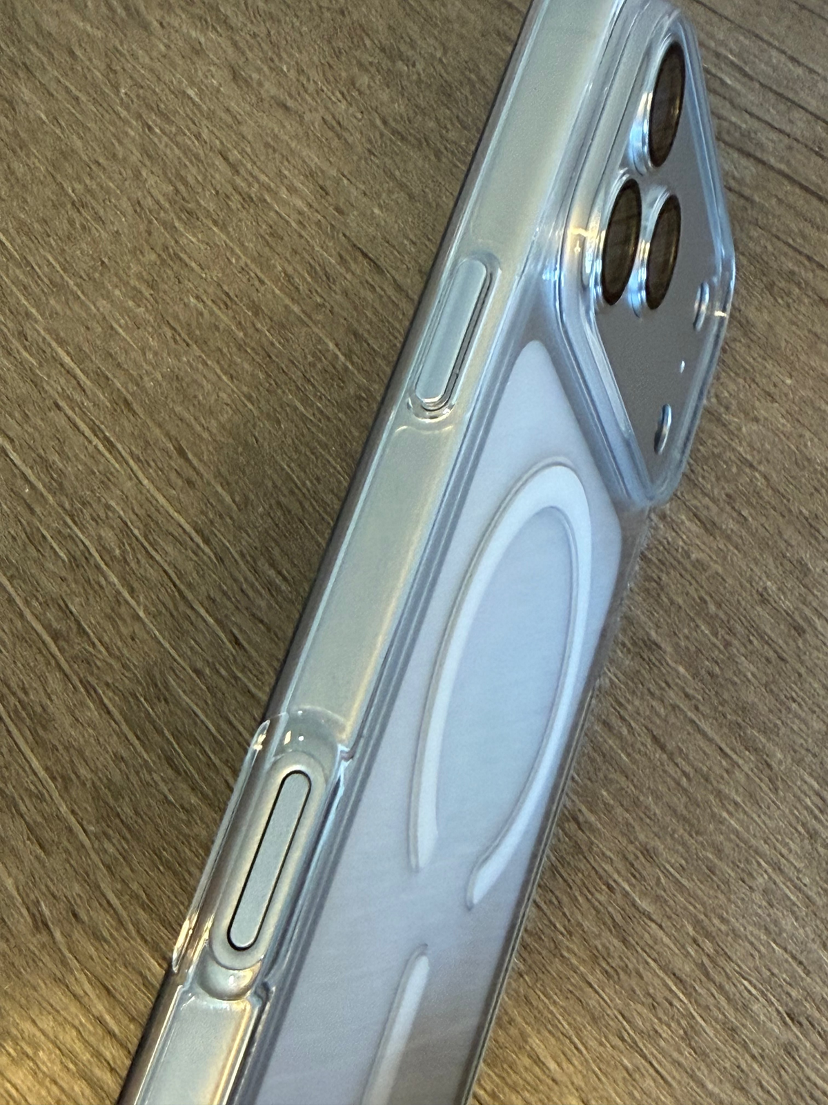 PULOKA Magsafe Clear Case Rubber Edges | Plastic Back | Aluminum Buttons