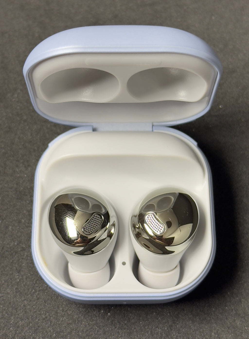 Samsung Galaxy Buds Pro in-ear fit lifestyle use