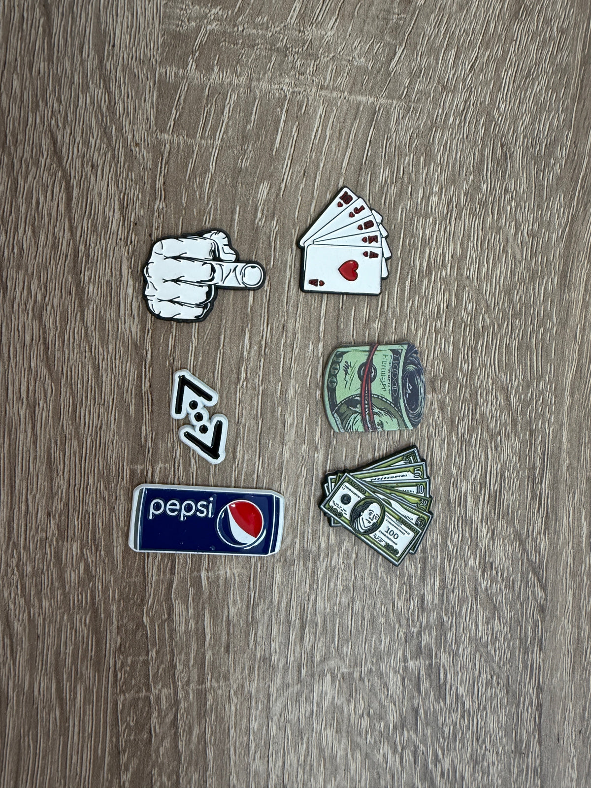 Metal Sticky Pins for Phone Case, 3 for 8$