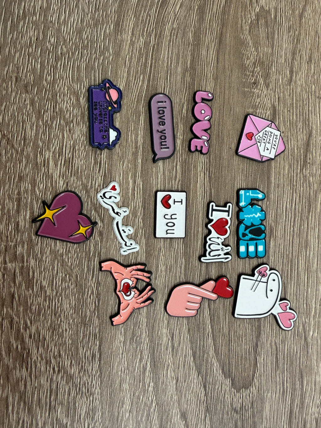 Metal Sticky Pins for Phone Case, 3 for 8$