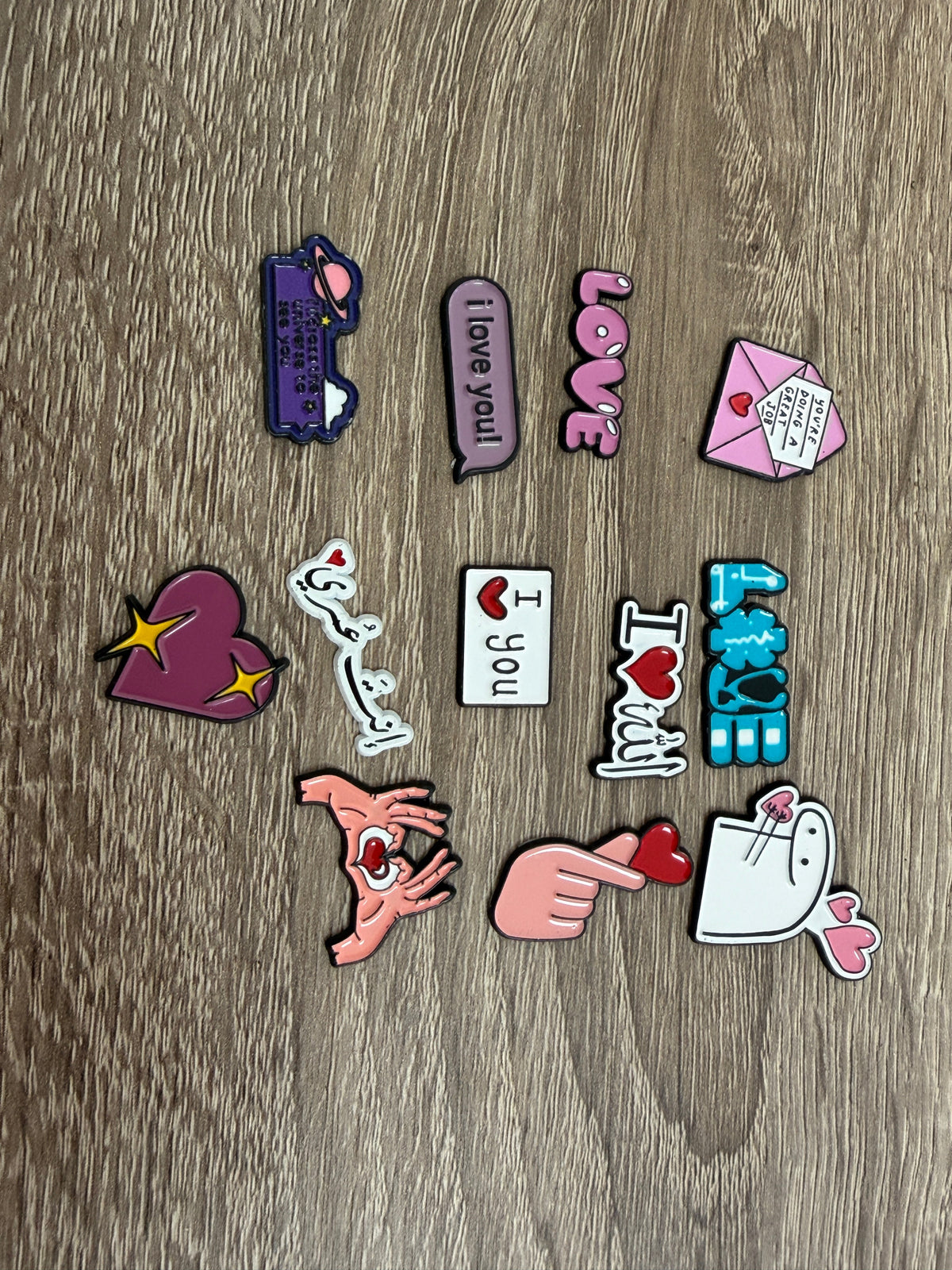 Metal Sticky Pins for Phone Case, 3 for 8$