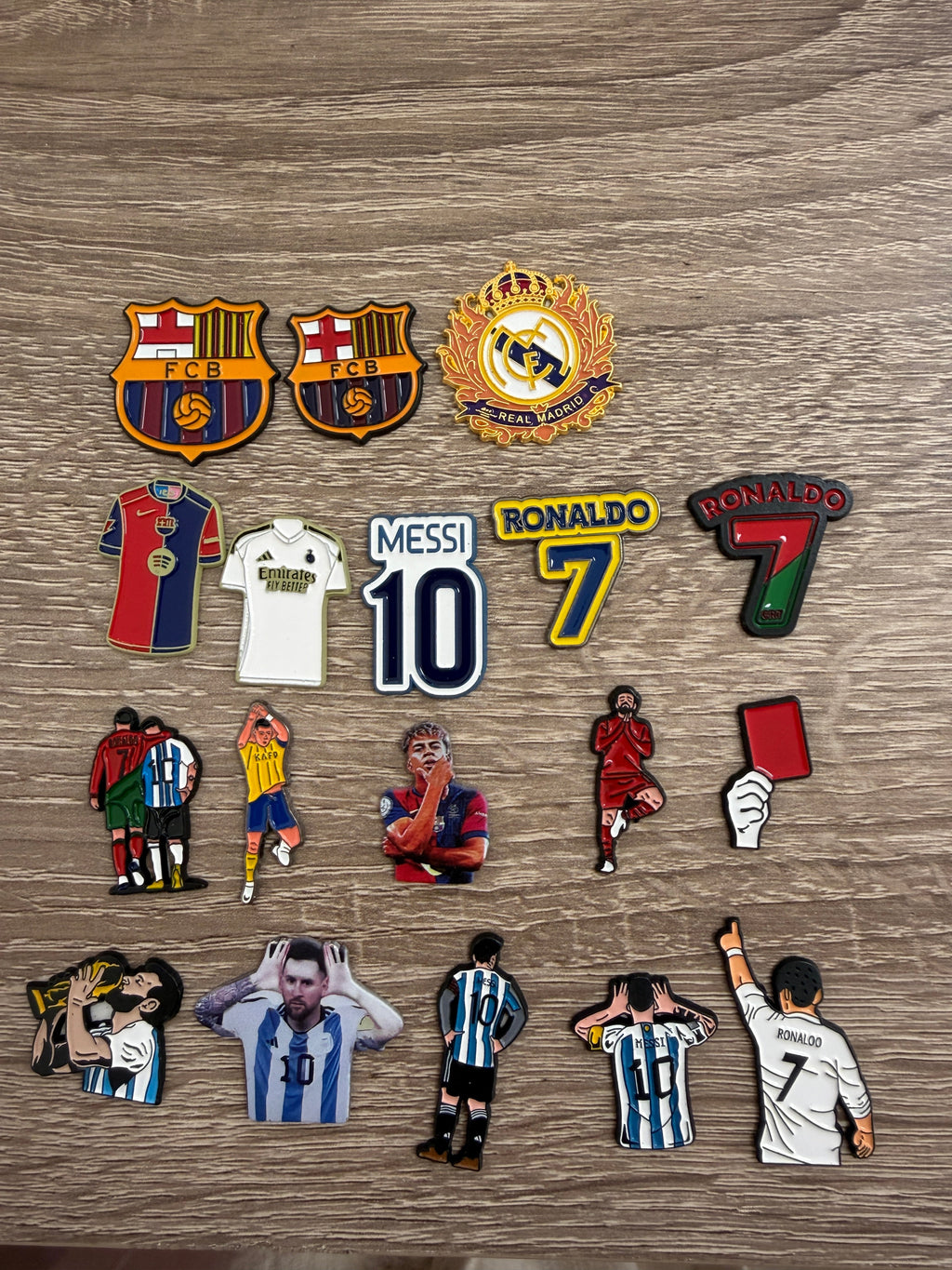 Metal Sticky Pins for Phone Case, 3 for 8$