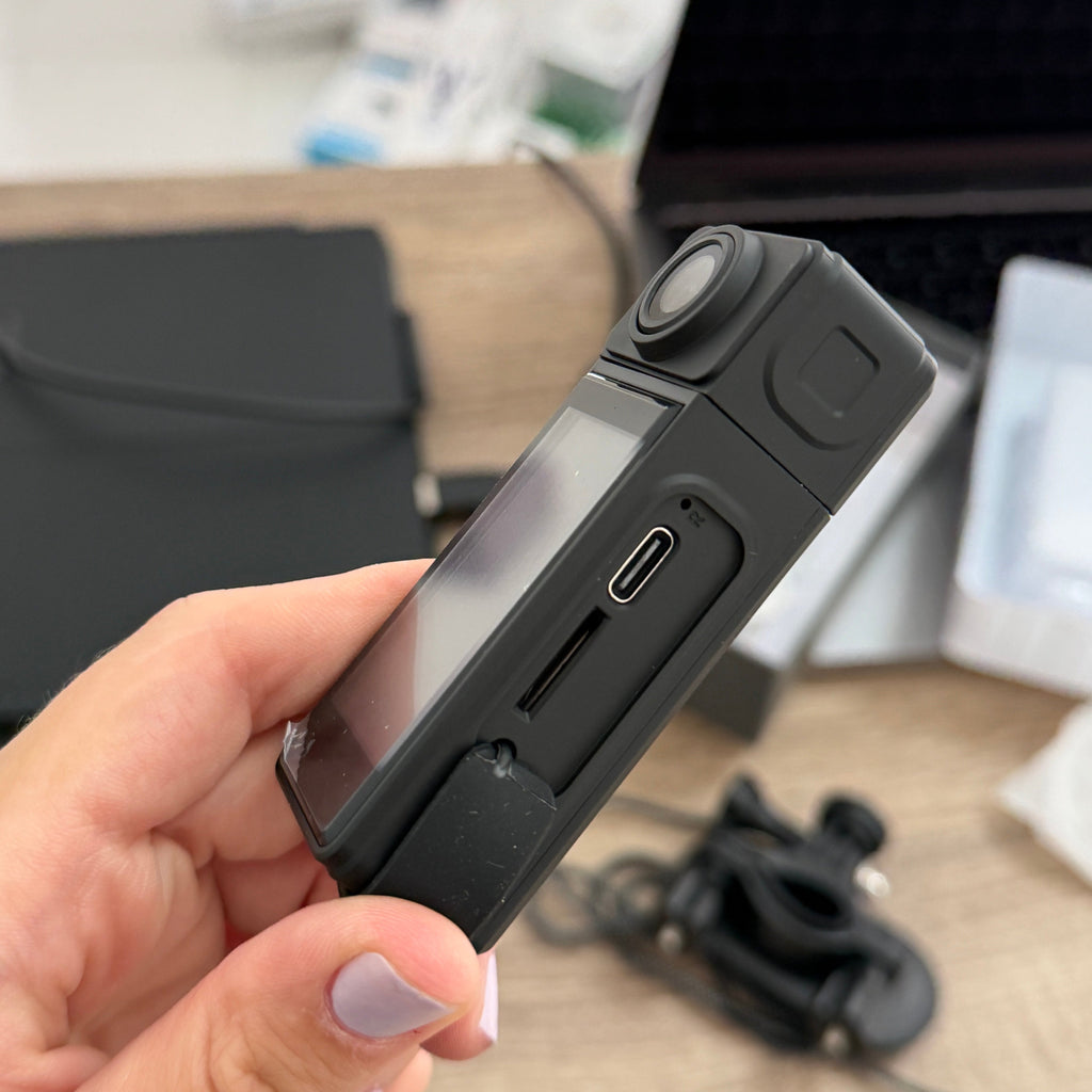 4K WiFi Sports Camera - Package Contents