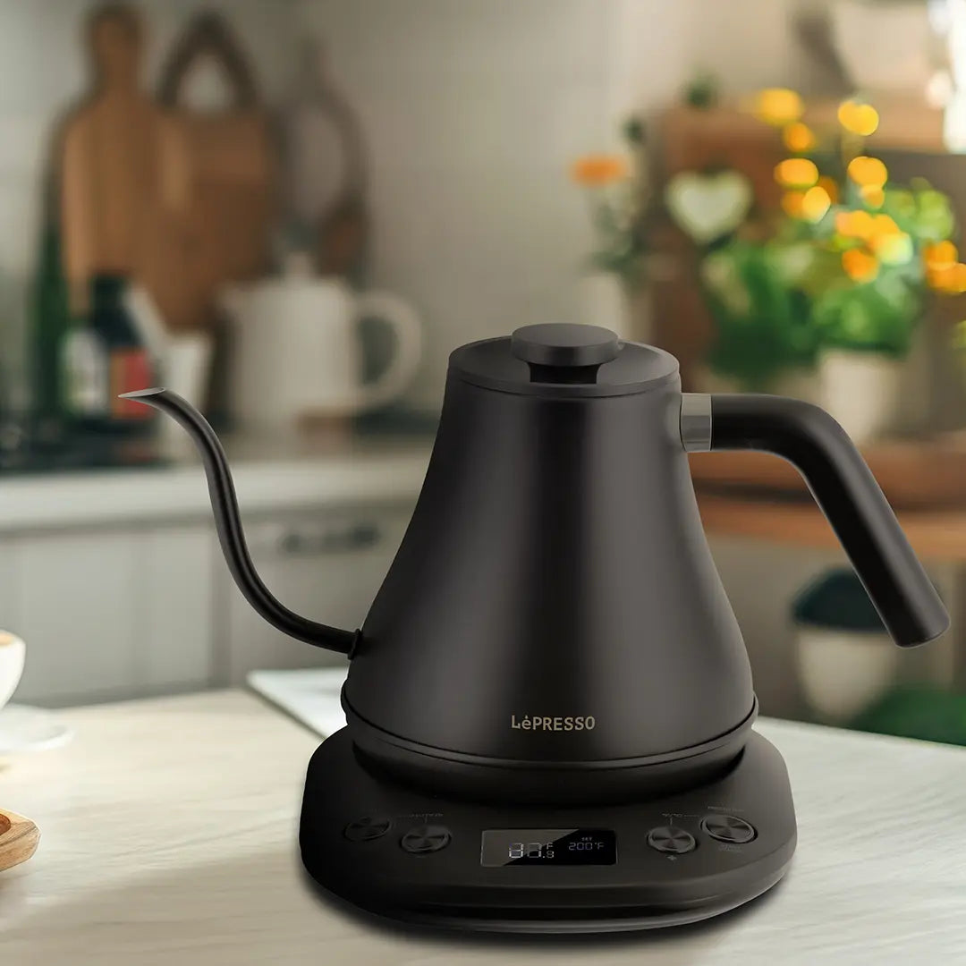LePresso 800mL stainless steel electric kettle digital display showing real-time water temperature
