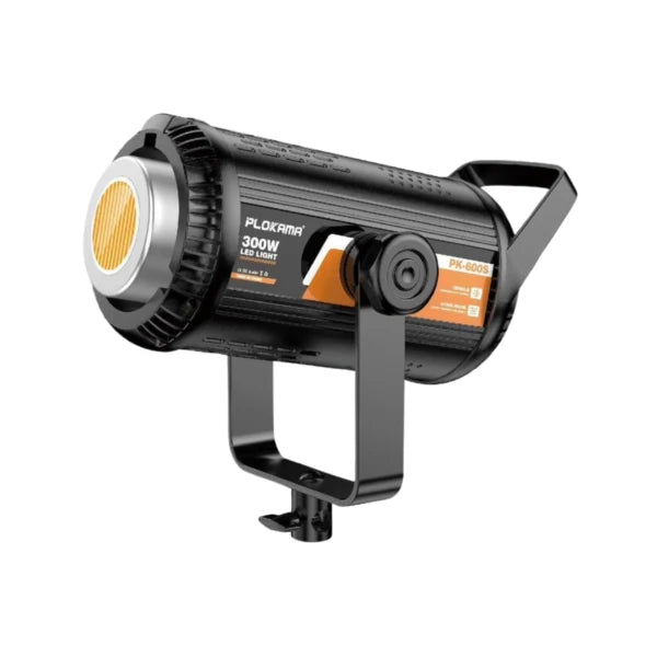 Adjustable brightness control on Plokama 600S light

