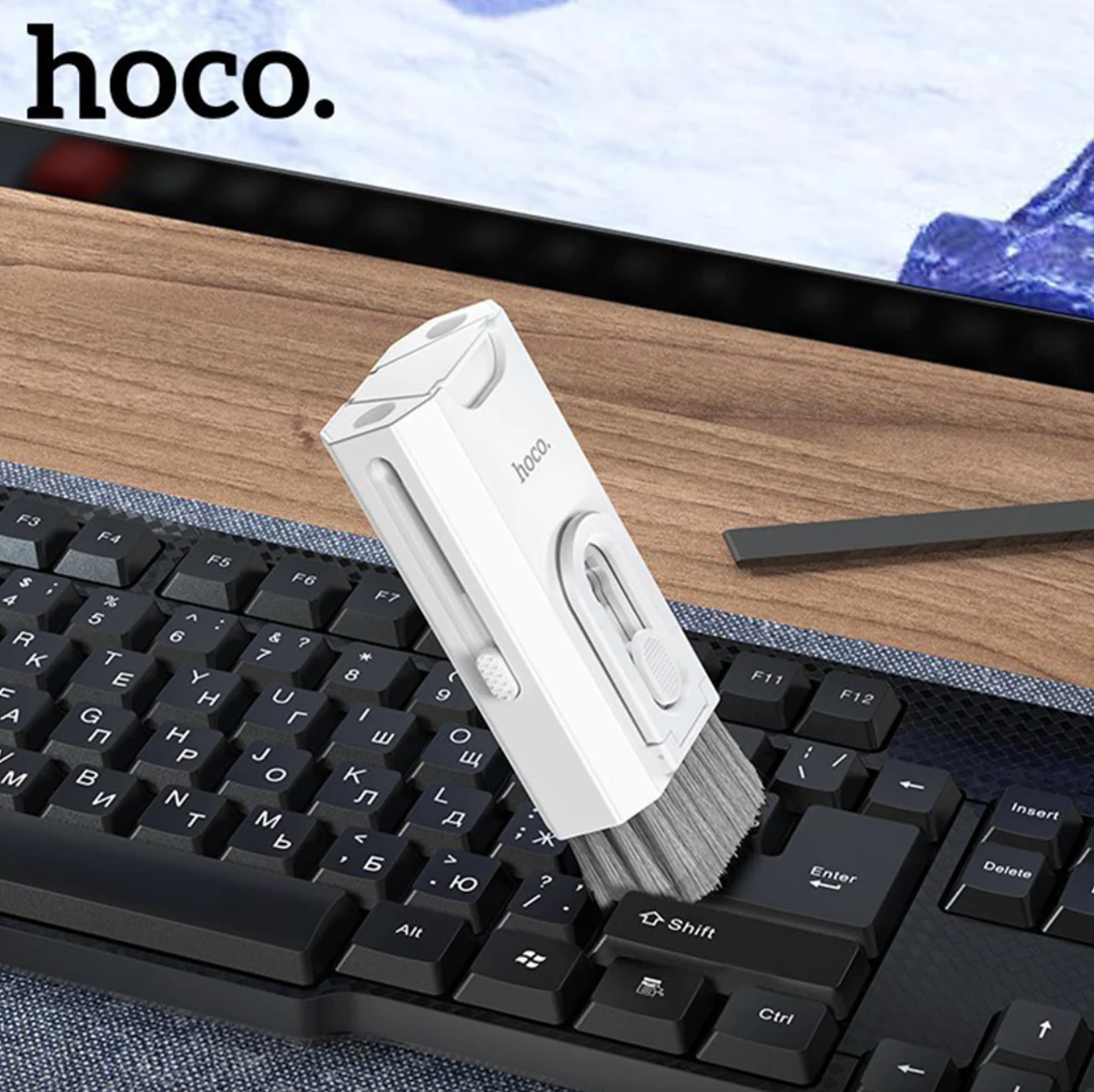 HOCO DI35 earbud and screen cleaning accessories