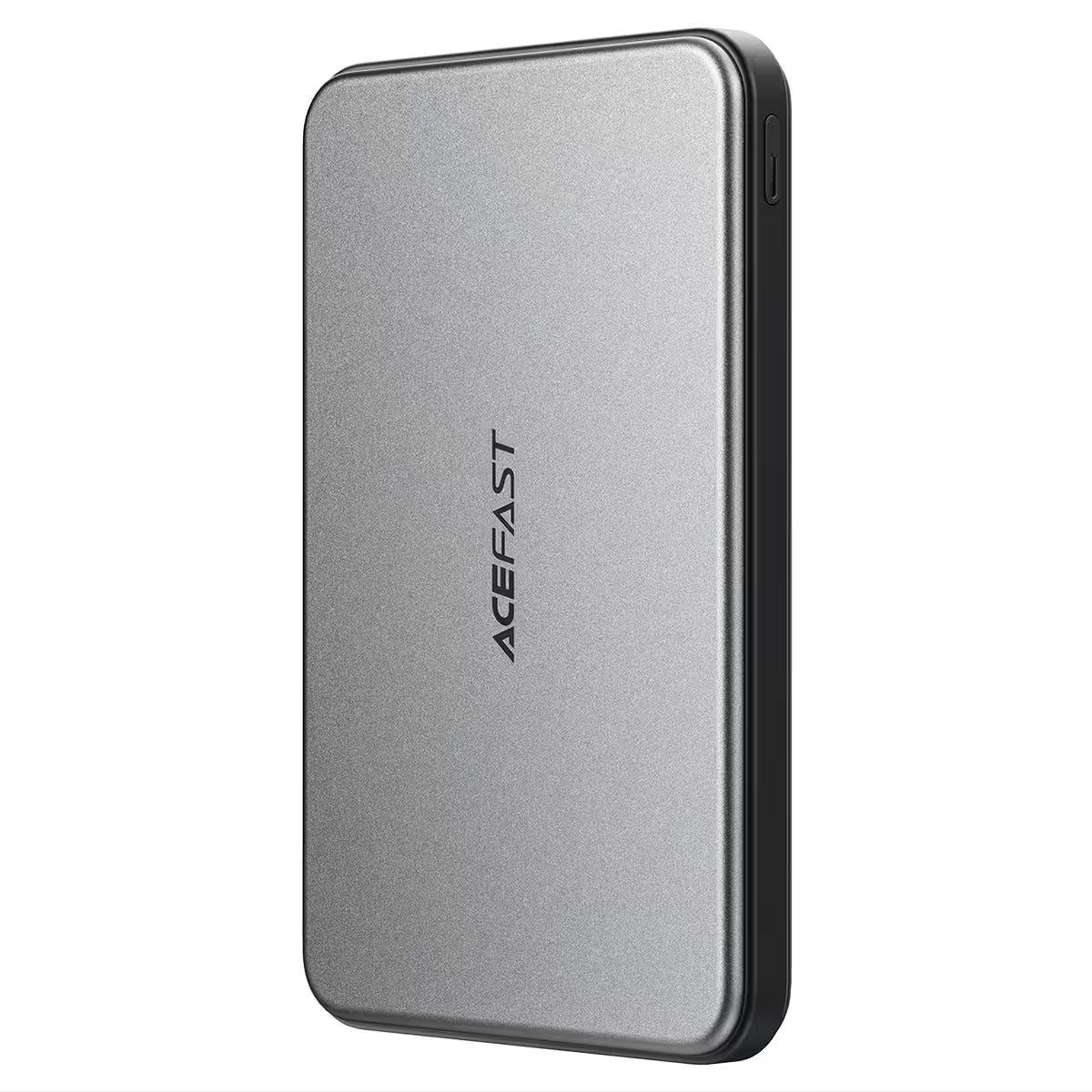 20W PD fast charging power bank with magnetic alignment feature
