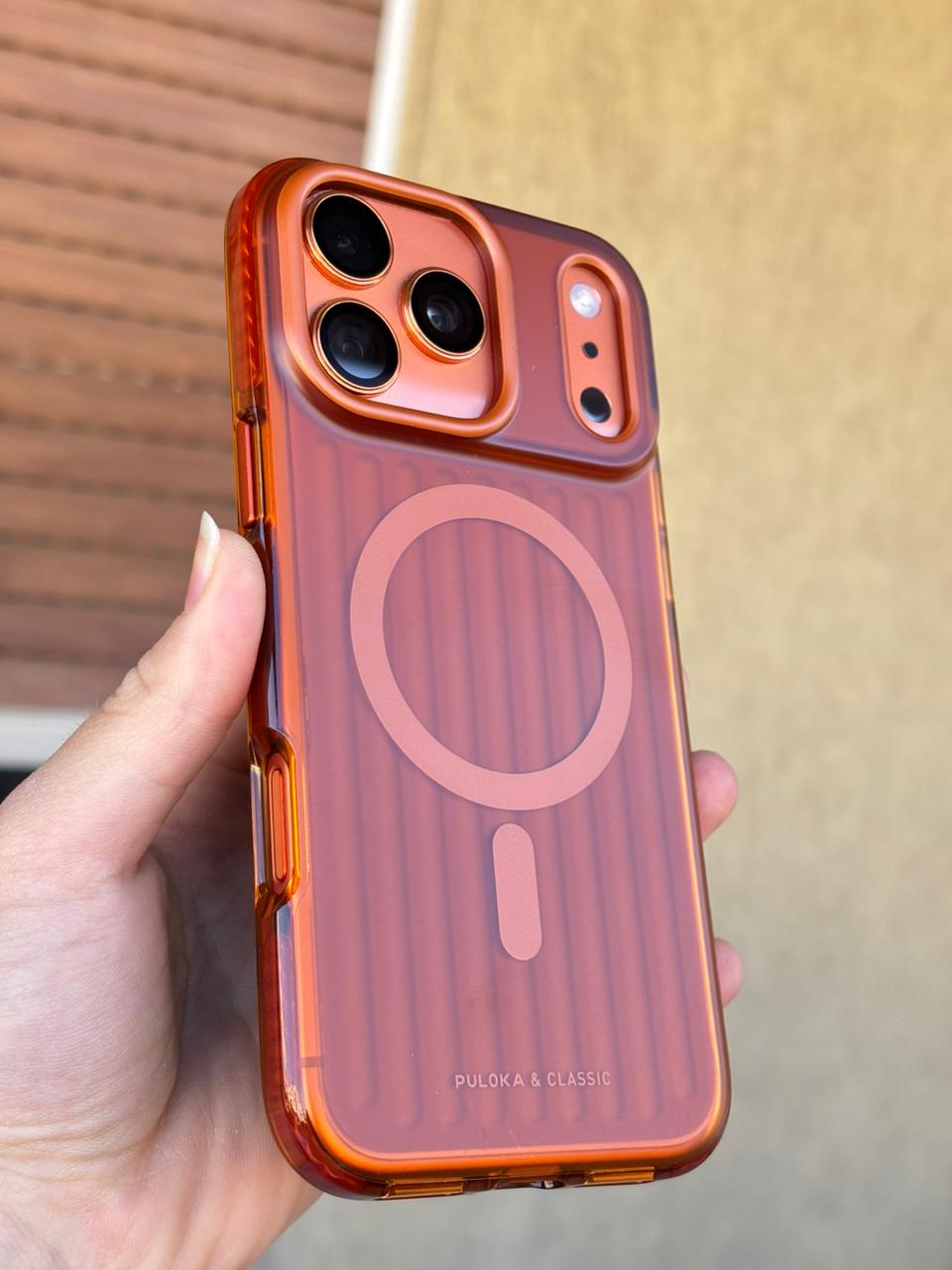 Puloke Rimowa Bumper Case – On iPhone 17 Pro Max