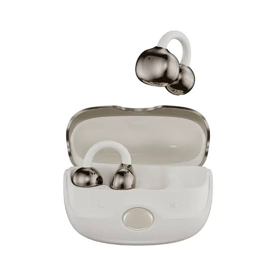 Green Lion Venice Open-Ear Earbuds – Clip-On Wearing View